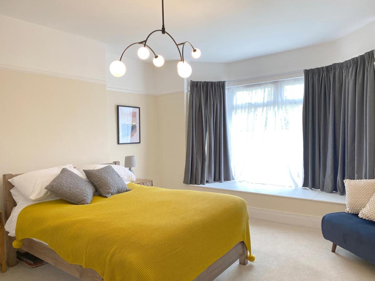 1 Ashford Road Guesthouse レッドヒル エクステリア 写真