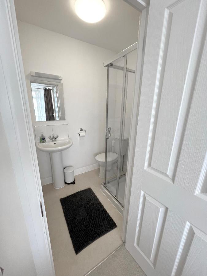 1 Ashford Road Guesthouse レッドヒル エクステリア 写真