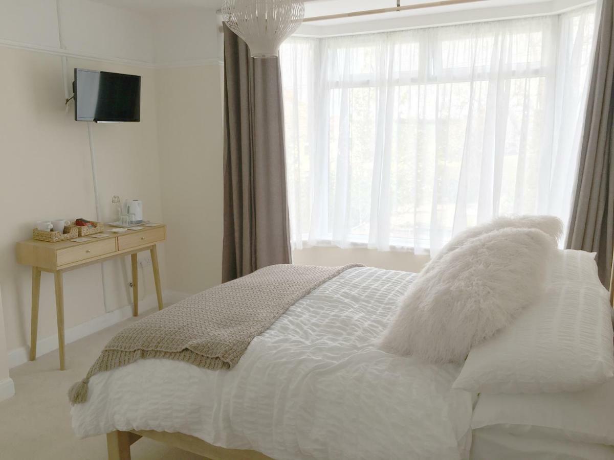 1 Ashford Road Guesthouse レッドヒル エクステリア 写真