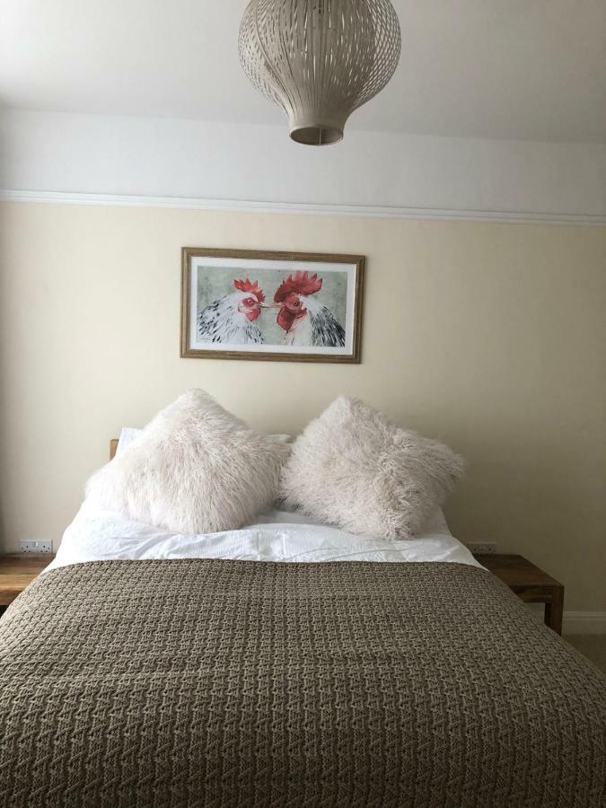 1 Ashford Road Guesthouse レッドヒル エクステリア 写真