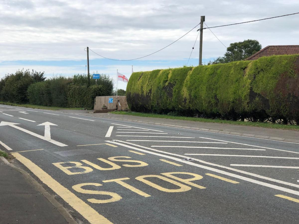 1 Ashford Road Guesthouse レッドヒル エクステリア 写真